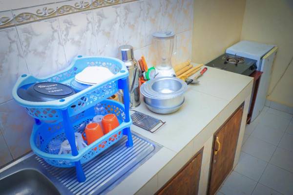 Mtwapa Beachroad 1-bedroom 101 Furnished Apartment with 2 Beds WIFI & Parking in Mombasa