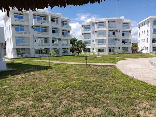 HavenHouse Kijani - 1 Bedroom Beach Apartment with Swimming Pool