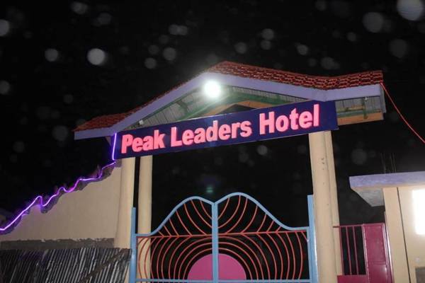 Peak Leaders Hotel Mweiga