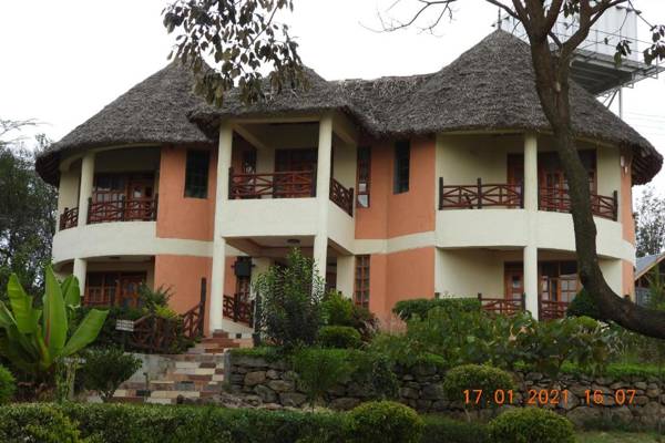 Sirville Lake Elementaita Lodge