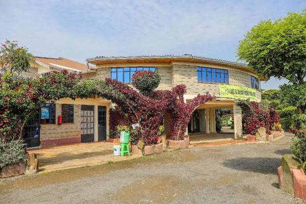 Lake Olbolosat Resort Park Lodge