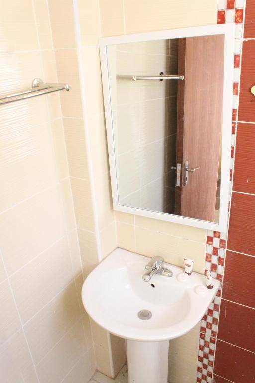 Elegant Comfy Rooms- JKIA
