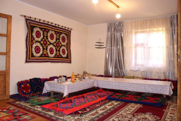 Guest House Guljan