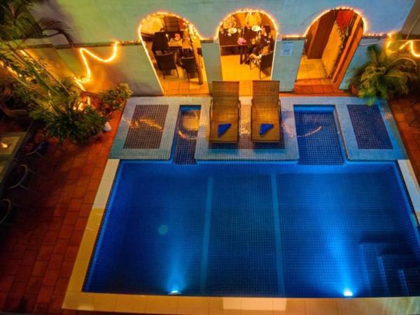 Sundance Inn & Saloon