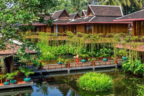 Angkor Village Hotel