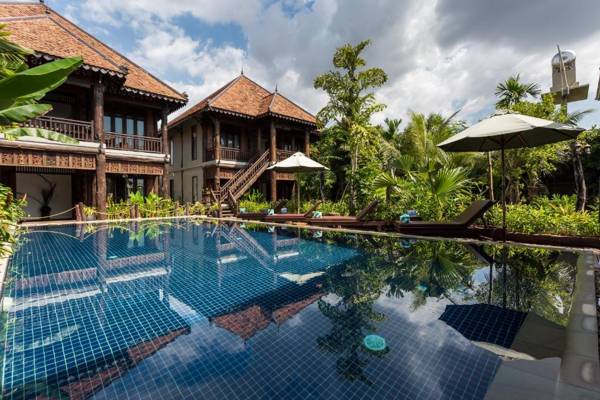 Java Wooden Villa & Residence