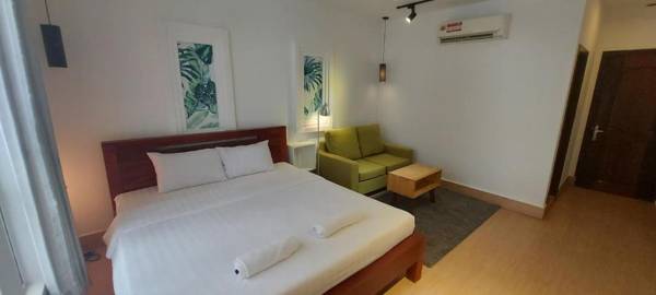 THE PLACE Hostel & Pool Bar