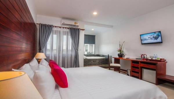 Green Amazon Residence Hotel