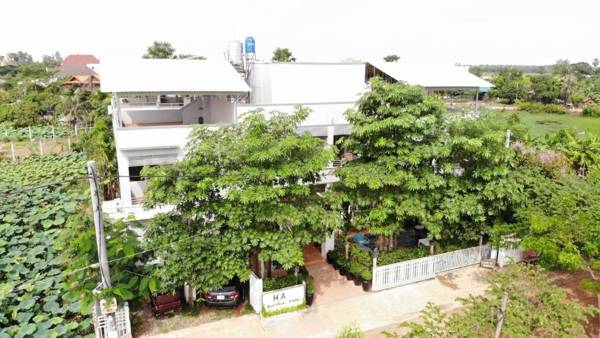 Private Garden Villa With Swimming Pool & kitchen