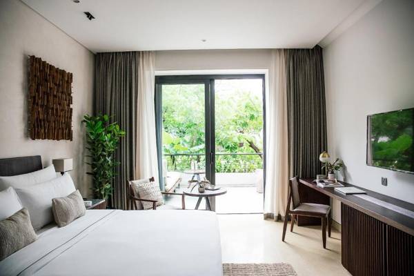 Treeline Urban Resort