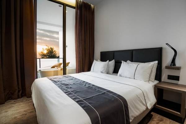 White Boutique Hotel and Residences