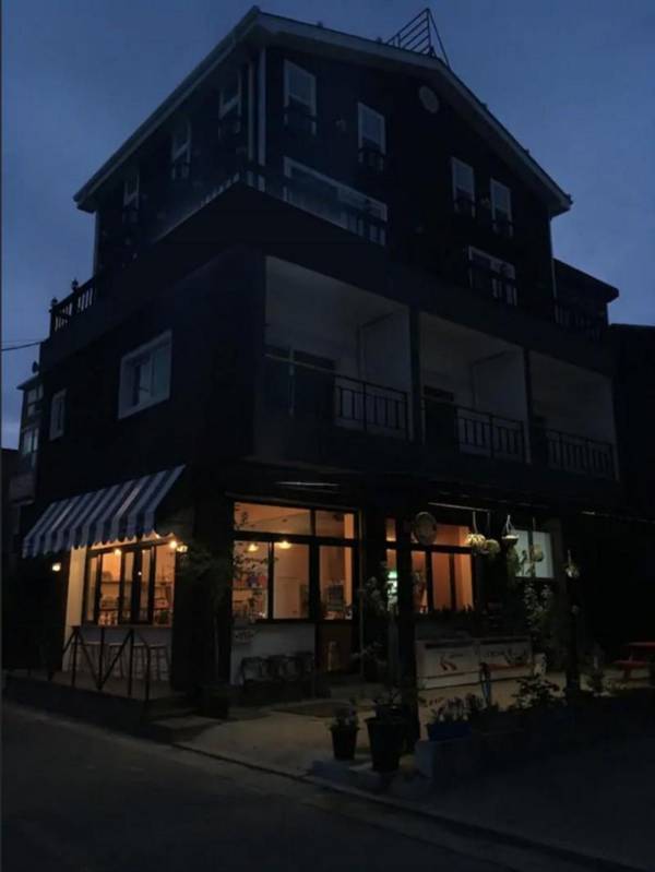 Yang Yang Surfers Paradise Stay