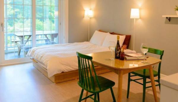 Yangyang Chorok Soochaehwa Pension