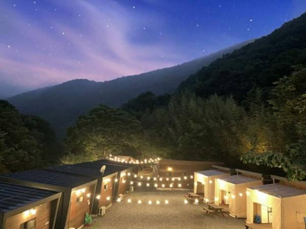 Ooljoo Sunny Cabin Glamping