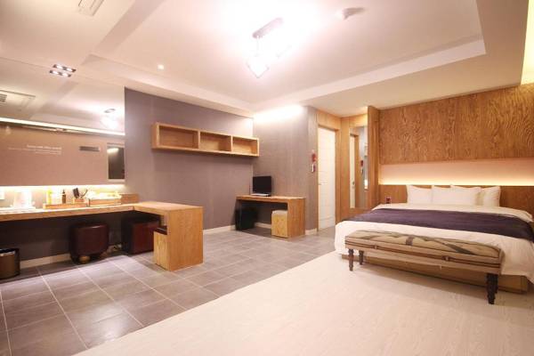Daegu Sincheon Play & Stay Hotel
