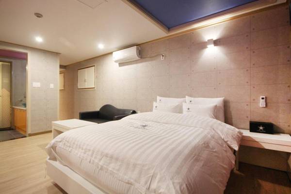 Daegu Palgongsan Star Is Born Drive-in