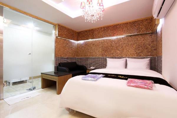 Suwon Station Provence 22st