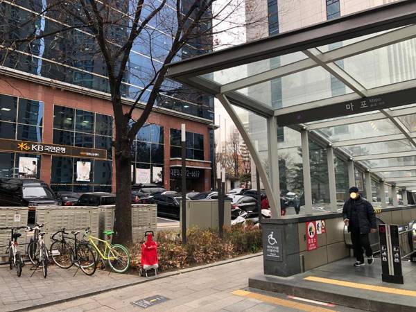 Han River Residence & Guesthouse