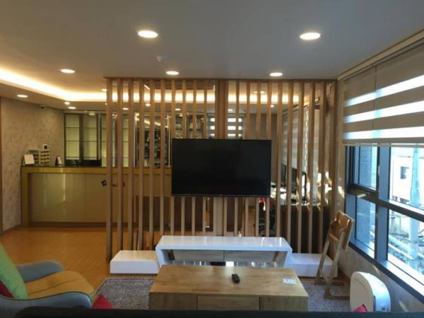 Seoul Crown 88 Guest House - Foreigners only