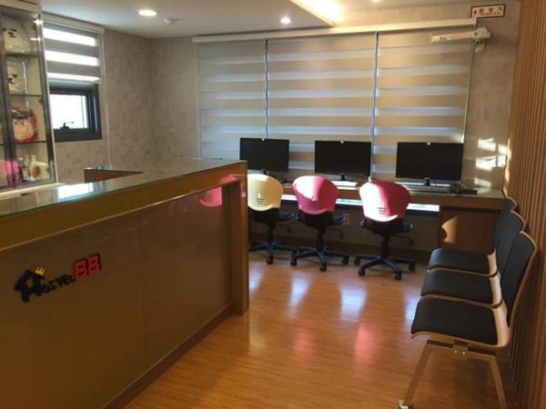 Workspace - Seoul Crown 88 Guest House - Foreigners only