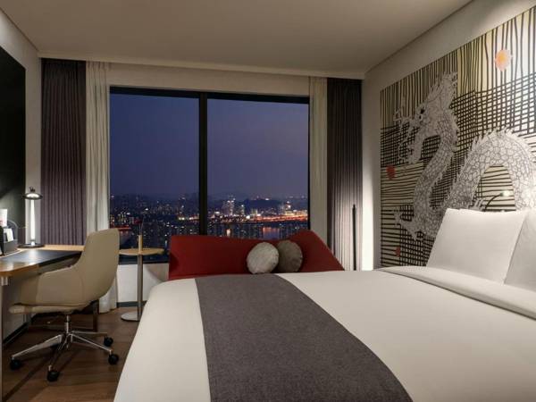 Workspace - Novotel Ambassador Seoul Yongsan