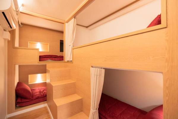 Huayuanhouse HQ in hongdae