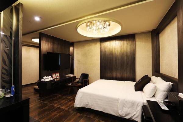 Hip Hotel Sinchon