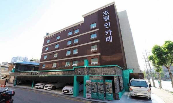 Doksan Hotel In Cafe