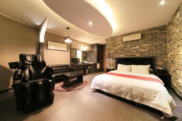 Hwagok Carlton Hotel