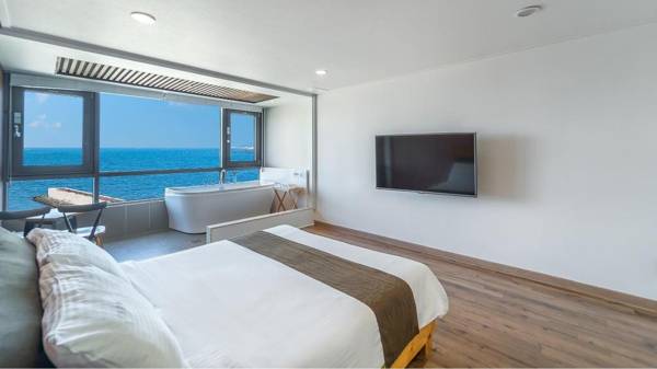 Jeju Frame Spavill Pension