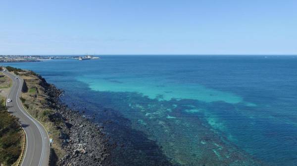 Aewol Bada Town House