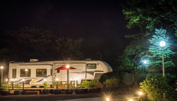 Sunyang Village Caravan