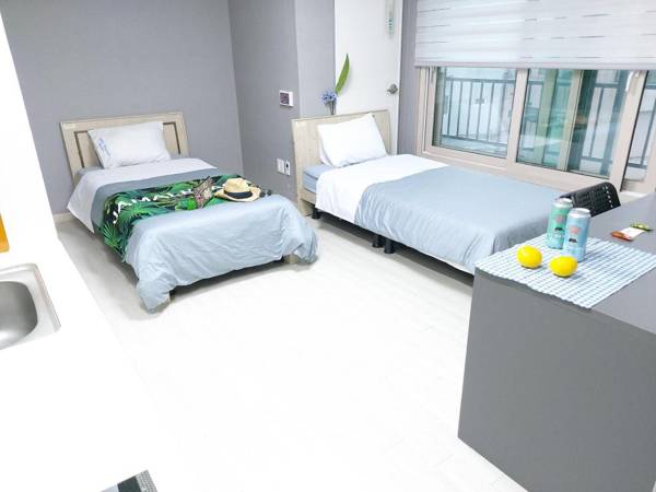 Arapalace No405(2bed) 공항인근동문시장5분삼성혈5분취사/세탁가능