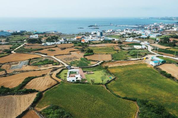 Jayouhaneun private house