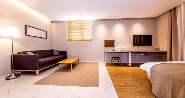 Seogwipo Lucid M Pension