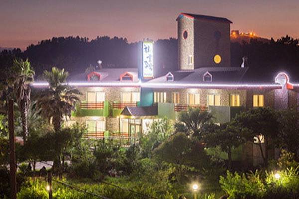 Jeju Sky Sculpture Recreation Pension