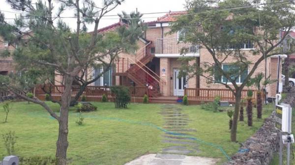 Jeju unshared House Olle Pension