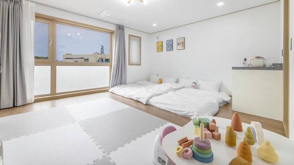 SeongSan baekrok Kidsgajok pension