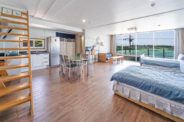 Jeju Iyagi Byeolbang Pension