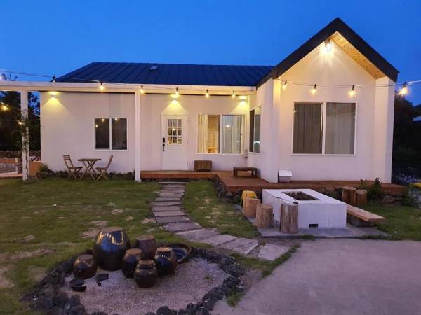 Jeju Dalowa "제주달로와(오른쪽동)" 제주독채풀빌라. 제주성산펜션