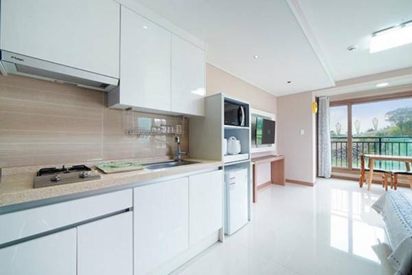 Jeju Mulmerang Pension