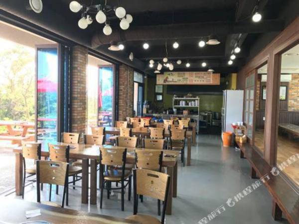 Jungmun Yechon Pension Jeju