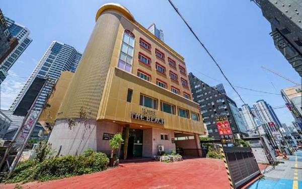 The Beach Hotel Pension Busan JS
