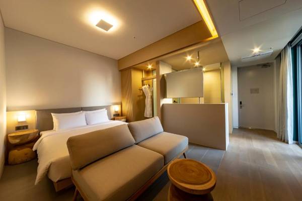 Hound Hotel Haeundae Signature