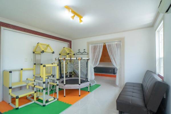 Gyeongju Molina Fence