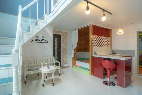 Gyeongju Molina Fence