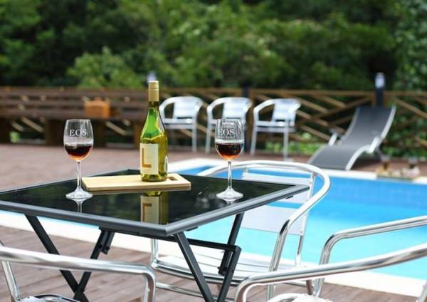 Gyeongju YOLO Pension