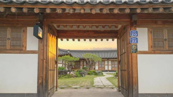 Hanok 1beonga hanok pension