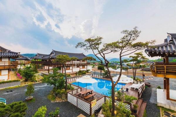 Gyeongju West Namsan Hanok Pension