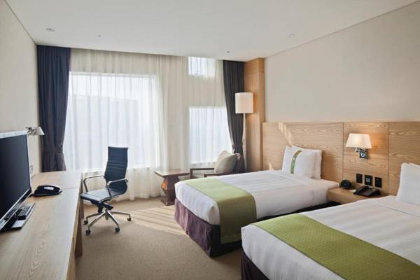 Workspace - Holiday Inn Gwangju an IHG Hotel